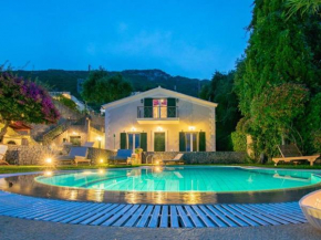 Luxury Holiday Home in Korfu with Private Swimming Pool
